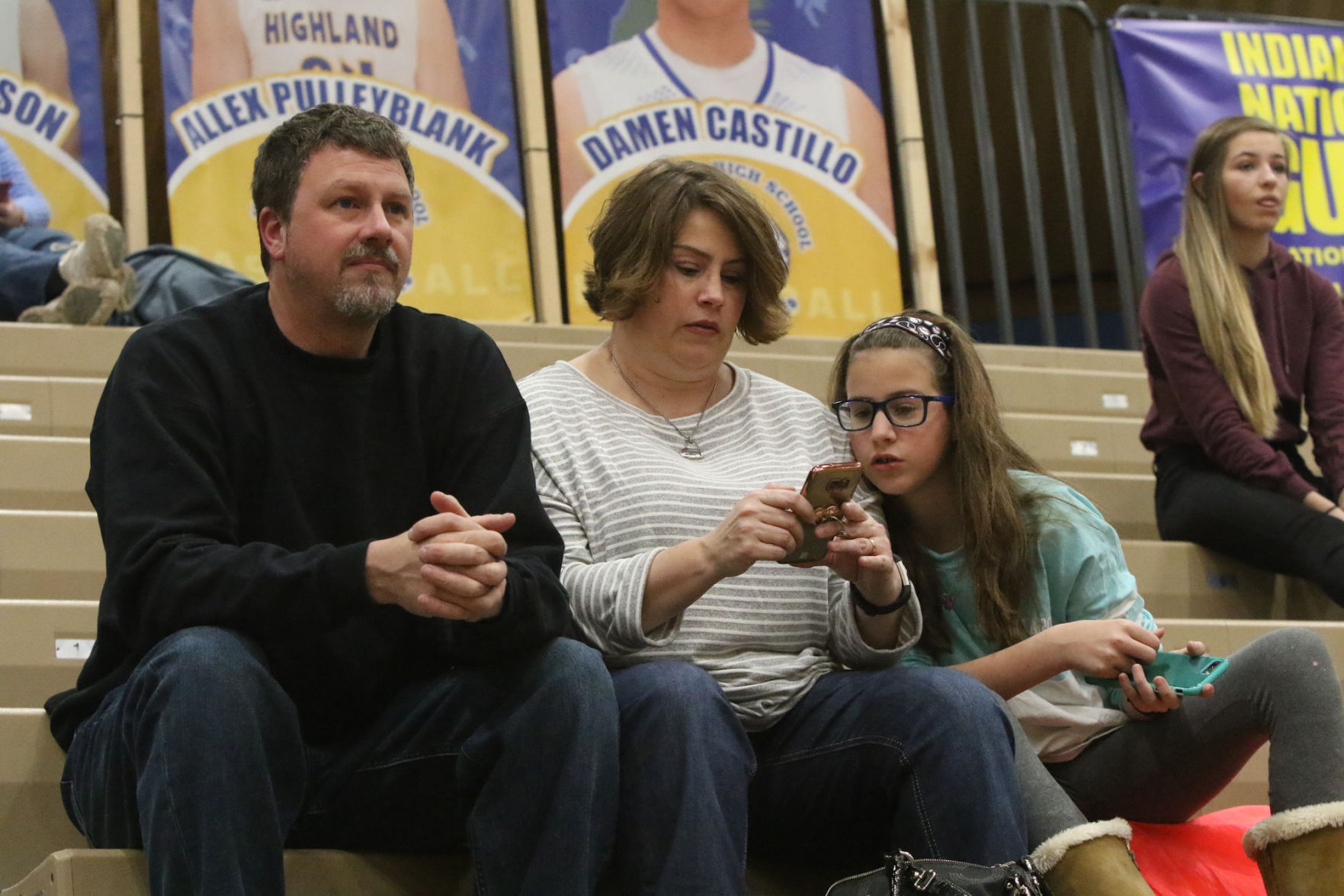 Faces: Highland Holiday Hoopfest